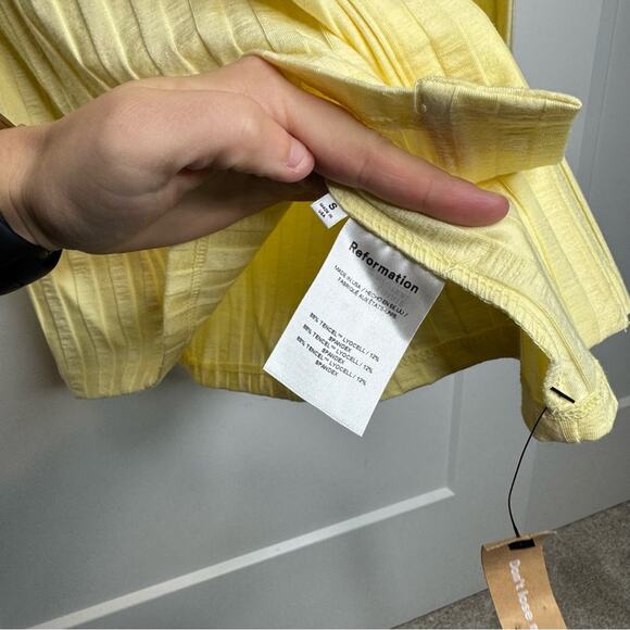 NWT Reformation Benton Buttercream Yellow Button Down Rib Knit Dress Small - Picture 6 of 7